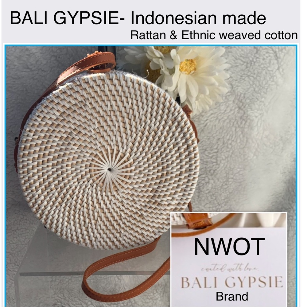NWOT ⭐️ BALI GYPSY tm ⭐️ Rattan Indonesian Artisans- Crossbody Bag